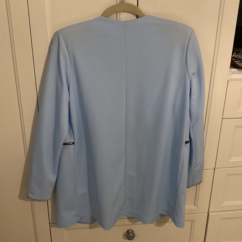 Baby Blue Blazer - Picture 3 of 3